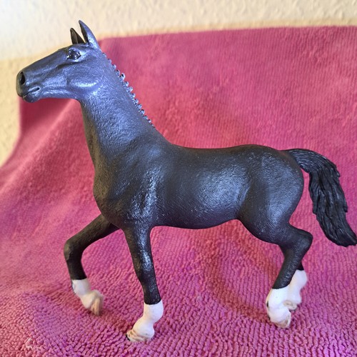 Schleich pferd schwarz mit - schleich,